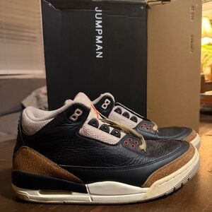 Nike Air Jordan 3 Retro in the 'Desert Elephant' colorway. Size 9.5M